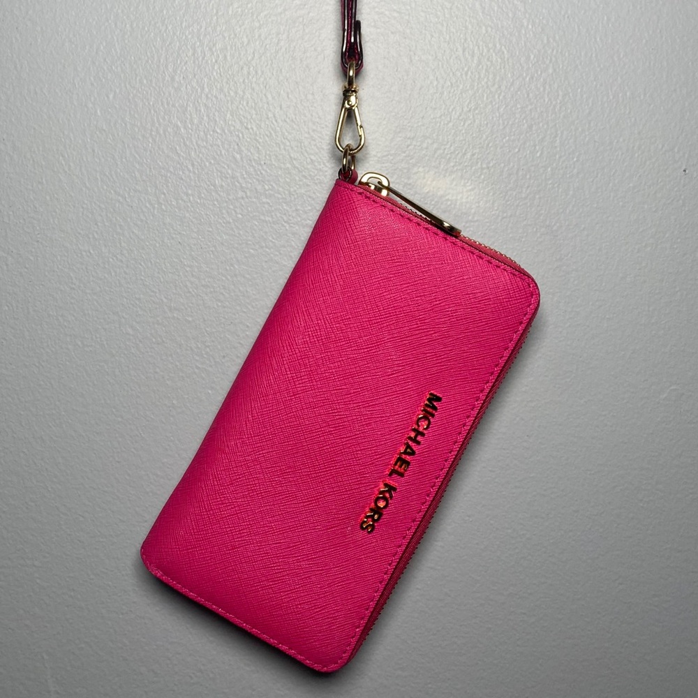 Pink Micheal Kors wallet/ wristlet